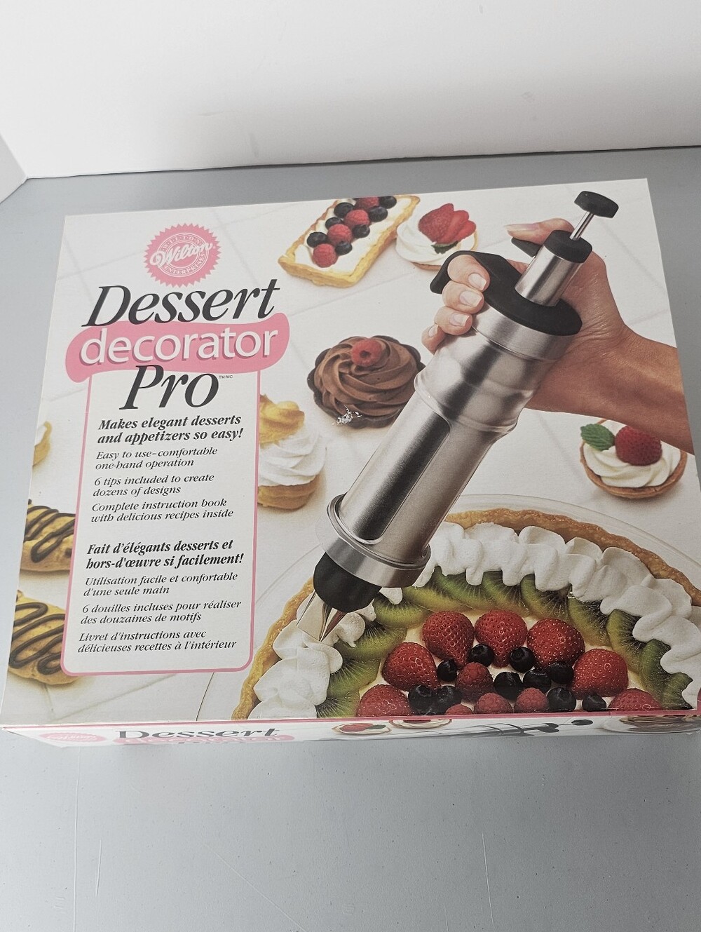 Wilton® Dessert Decorator Pro